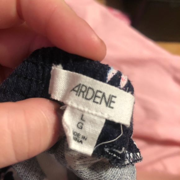 Ardene floral jumpsuit (L) - Picture 3 of 3